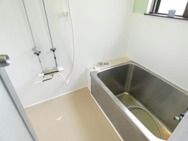 昭和中央１－４３－４貸家の浴室