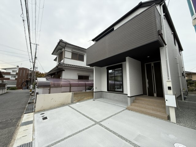 西区伊川谷町潤和新築②号棟の外観