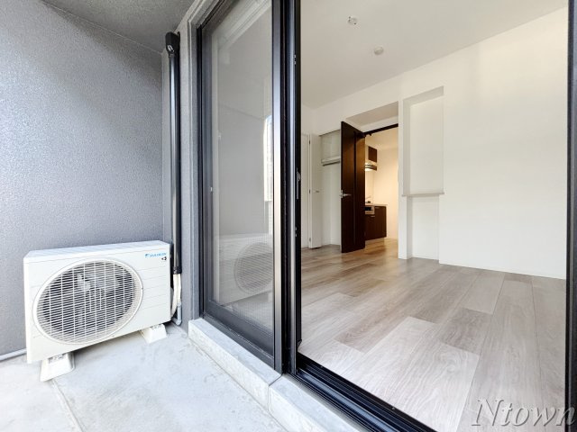 【バルコニー】 | S-RESIDENCE浅間町 | 外からの目が気にならないバルコニーで洗濯物が干せます
