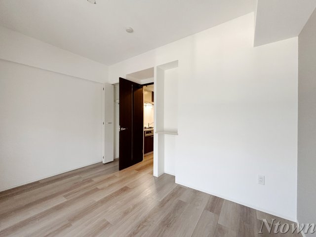 【居間・リビング】 | S-RESIDENCE浅間町 | こちらの居間で趣味の時間をお楽しみください