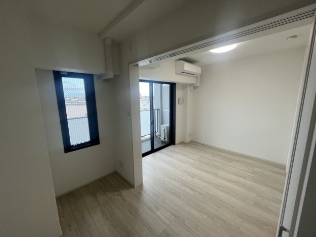 Augusta Residence 新小岩の居間・リビング