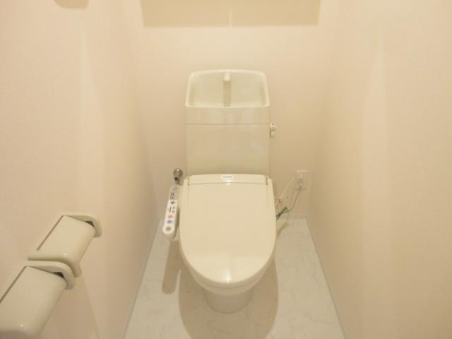 anjuurei（アンジュレイ）のトイレ|シャワー付トイレ