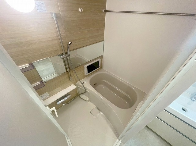 プレジオ西中島ASIANの浴室