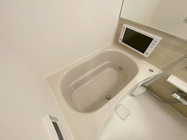 プレジオ西中島ASIANの浴室