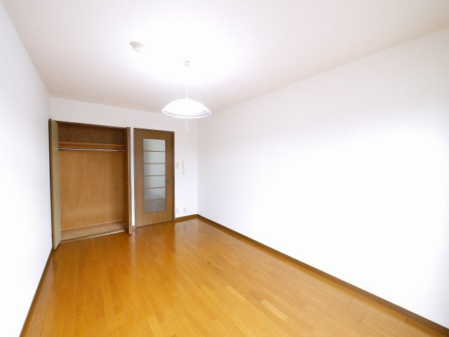 杉ヶ中町ビルの洋室|洋室です