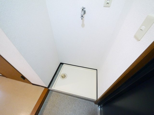 杉ヶ中町ビルの設備|洗濯機置場です