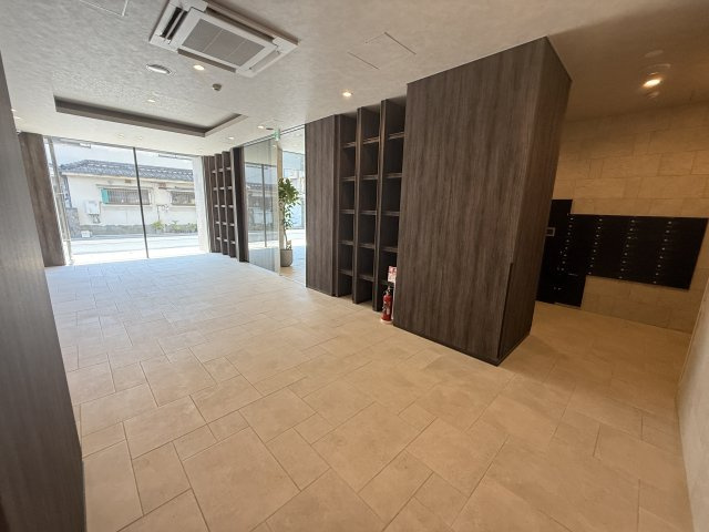 【ロビー】 | LA GRACE SENBAYASHI