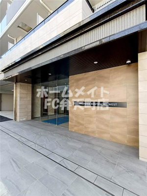 【エントランス】 | スプランディッド弁天町WEST