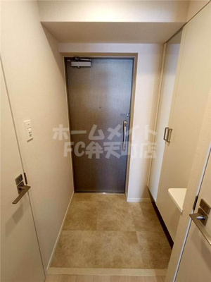 【玄関】 | スプランディッド弁天町WEST