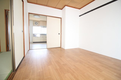 【洋室】 | ドミール万倍