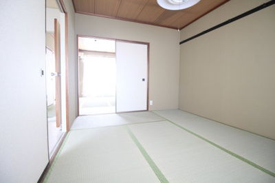 【寝室】 | ドミール万倍