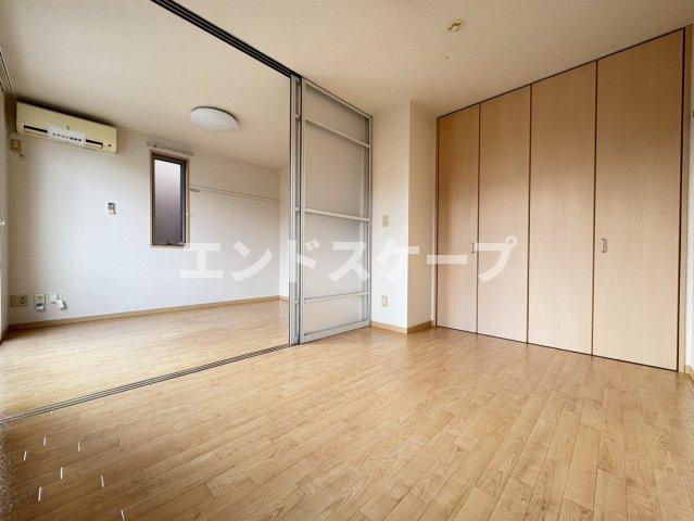 クレシェンテAの洋室|高崎、前橋のお部屋探しはエンドスケープまで！お客様の理想お聞かせ下さい♪
