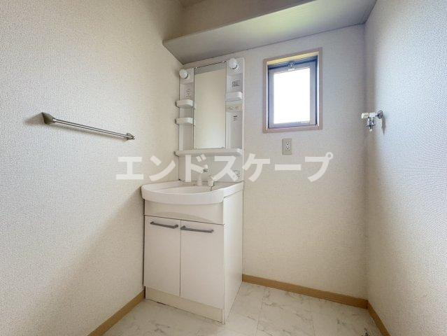 クレシェンテAの洗面所|高崎、前橋のお部屋探しはエンドスケープまで！お客様の理想お聞かせ下さい♪