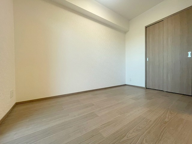 プレジオ西中島ASIANの寝室