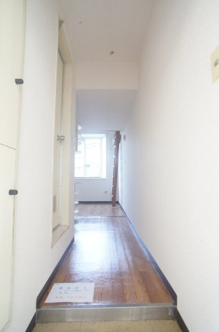 ハンプトンコート花野井の玄関|※別部屋です