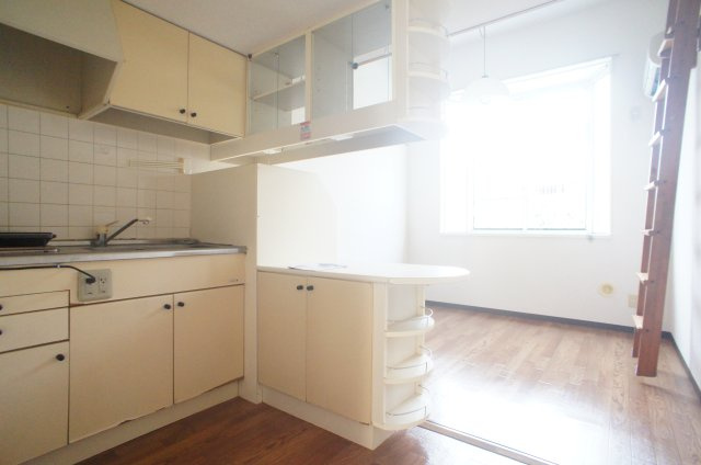 ハンプトンコート花野井のキッチン|※別部屋です