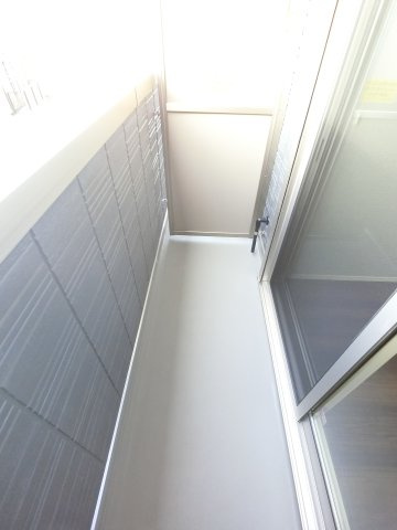 【バルコニー】