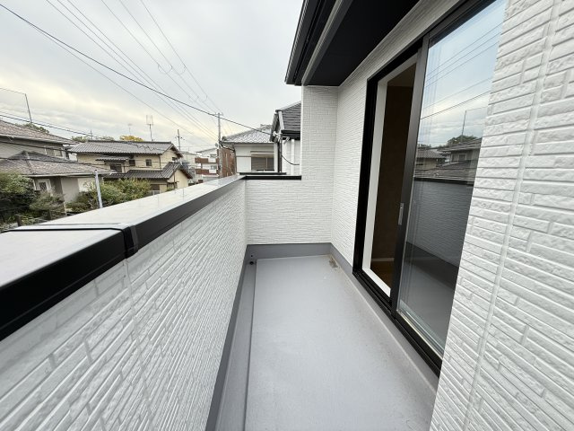 西区伊川谷町潤和新築①号棟のバルコニー