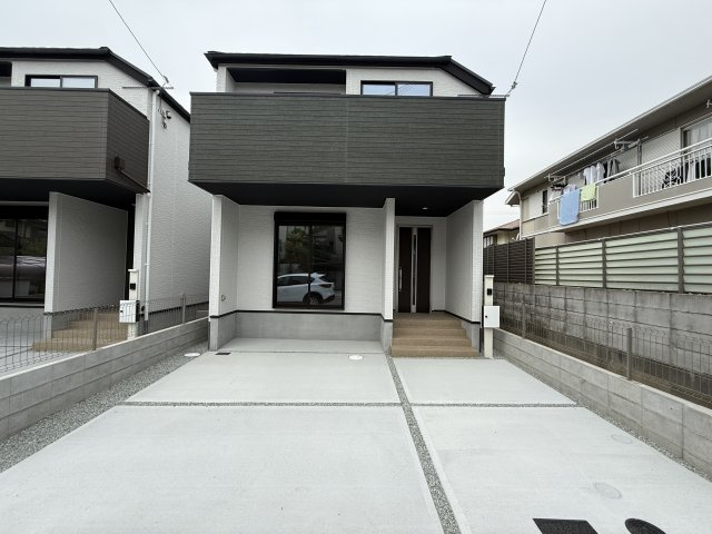 西区伊川谷町潤和新築①号棟の外観