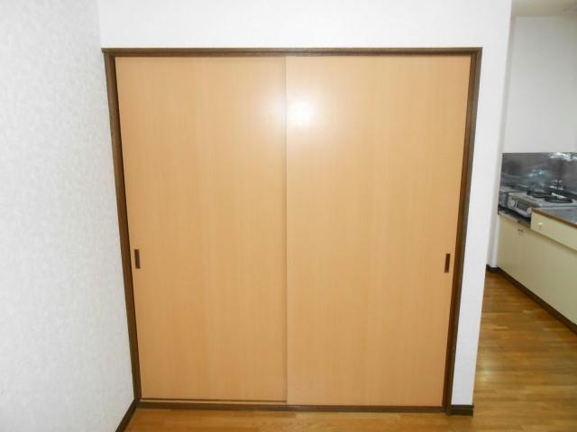 メゾン雅芦野の収納