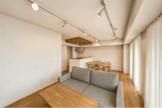 【居間・リビング】 | ユニライフ北大阪２号棟 | リビングルームリノベーションイメージ２／室内丁寧にお使いにつき、そのままでもお住まいいただけますが、リノベーションプランのご用意もございます！（※リノベーションは別途費用要）