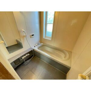 MINCA（梅ヶ坪町）の浴室