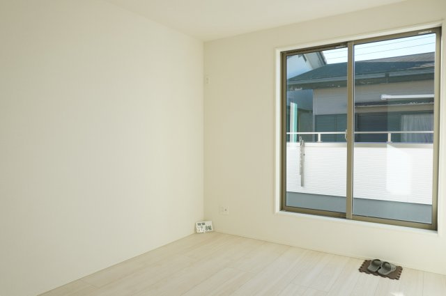 越谷市大字大竹 新築分譲住宅の洋室|7.87帖