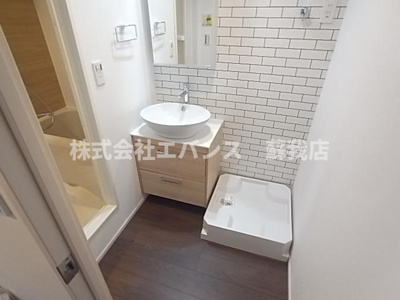 【洗面所】 | モンテ・ソラーレ | 広い洗面スペース