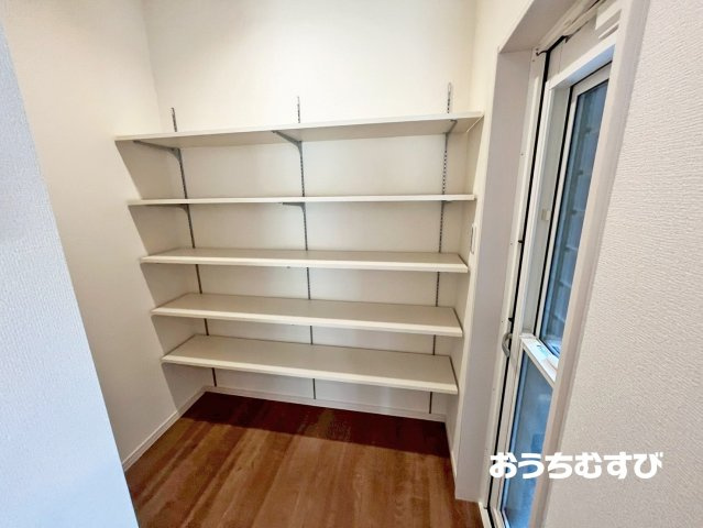 尾張旭市平子町北(全11棟)の収納