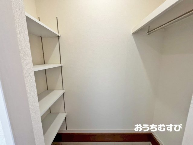 尾張旭市平子町北(全11棟)の収納