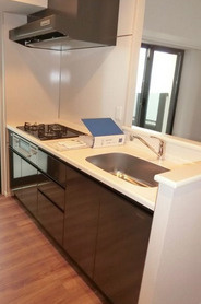 レジディア都立大のキッチン