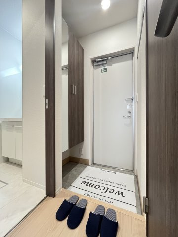 D-ROOM柊の玄関