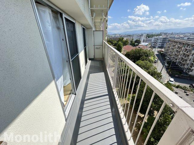 津久野南4号棟のバルコニー