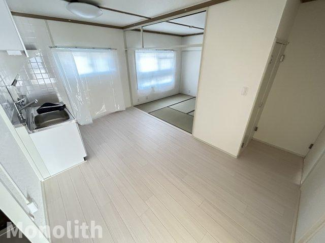 津久野南4号棟の居間・リビング