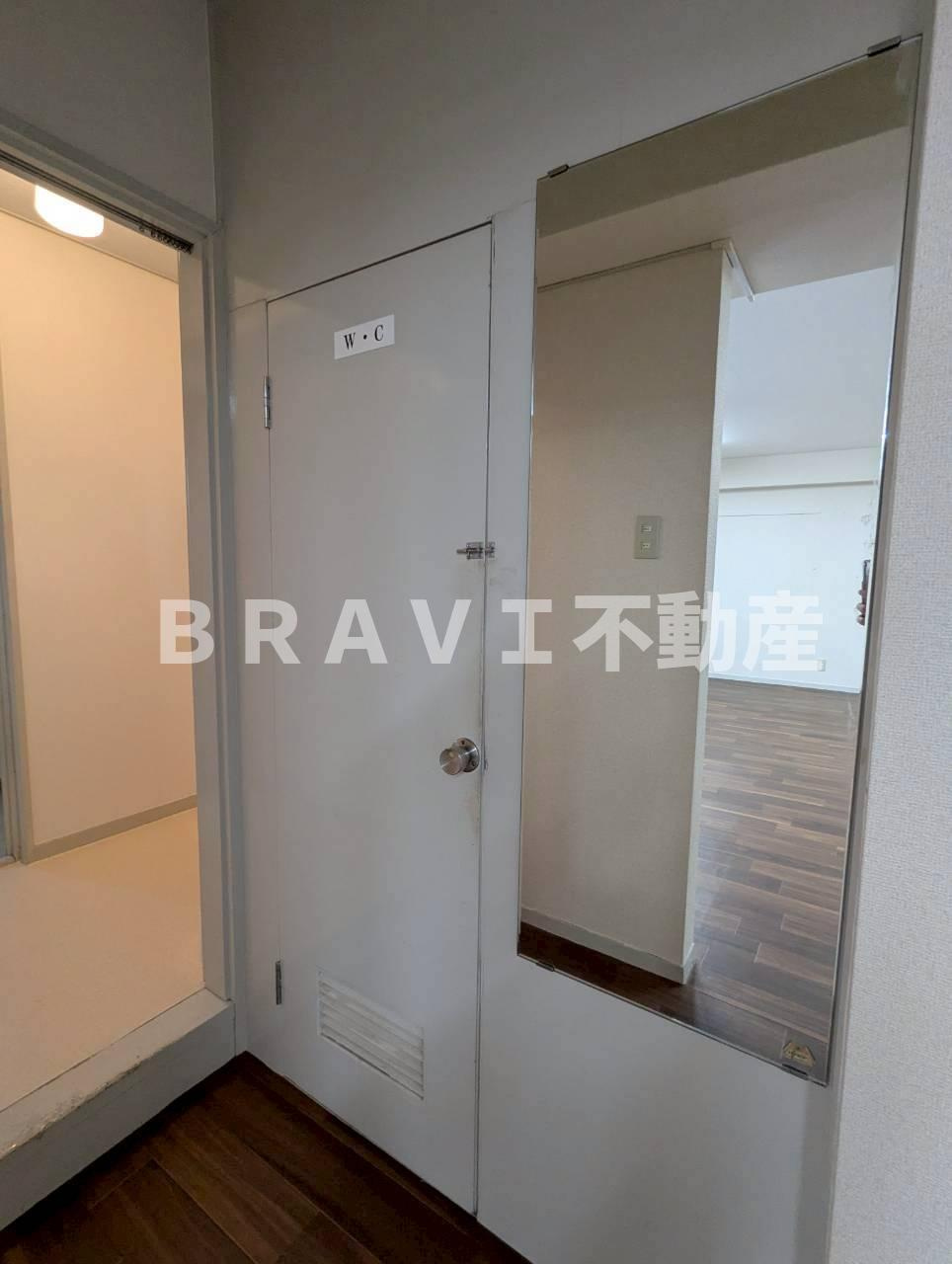 岡田ビル BRAVI不動産の内装