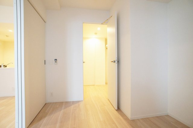 プライムメゾン江古田の杜ウェストの洋室