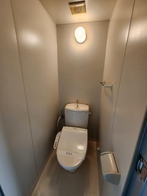 メゾンプリマベーラのトイレ|温水洗浄便座