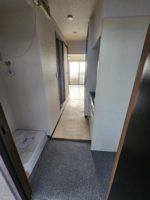 メゾンプリマベーラの展望|玄関から～