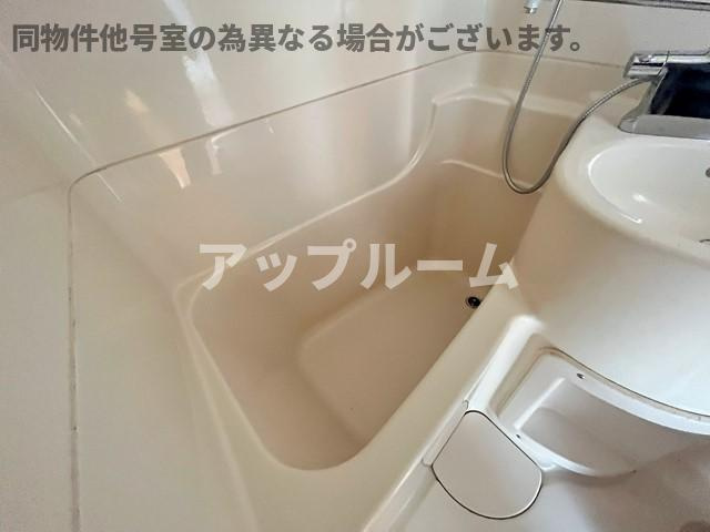 コーポ八田の浴室