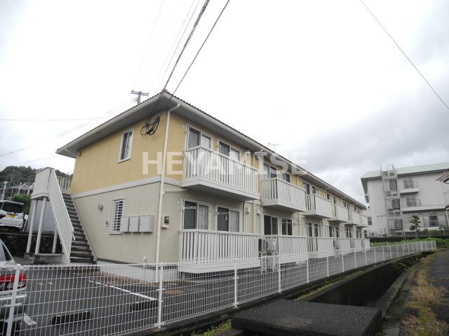 ルミナーレ栄田の外観