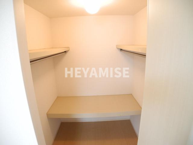 ルミナーレ栄田の収納|※室内画像は別号室のもの