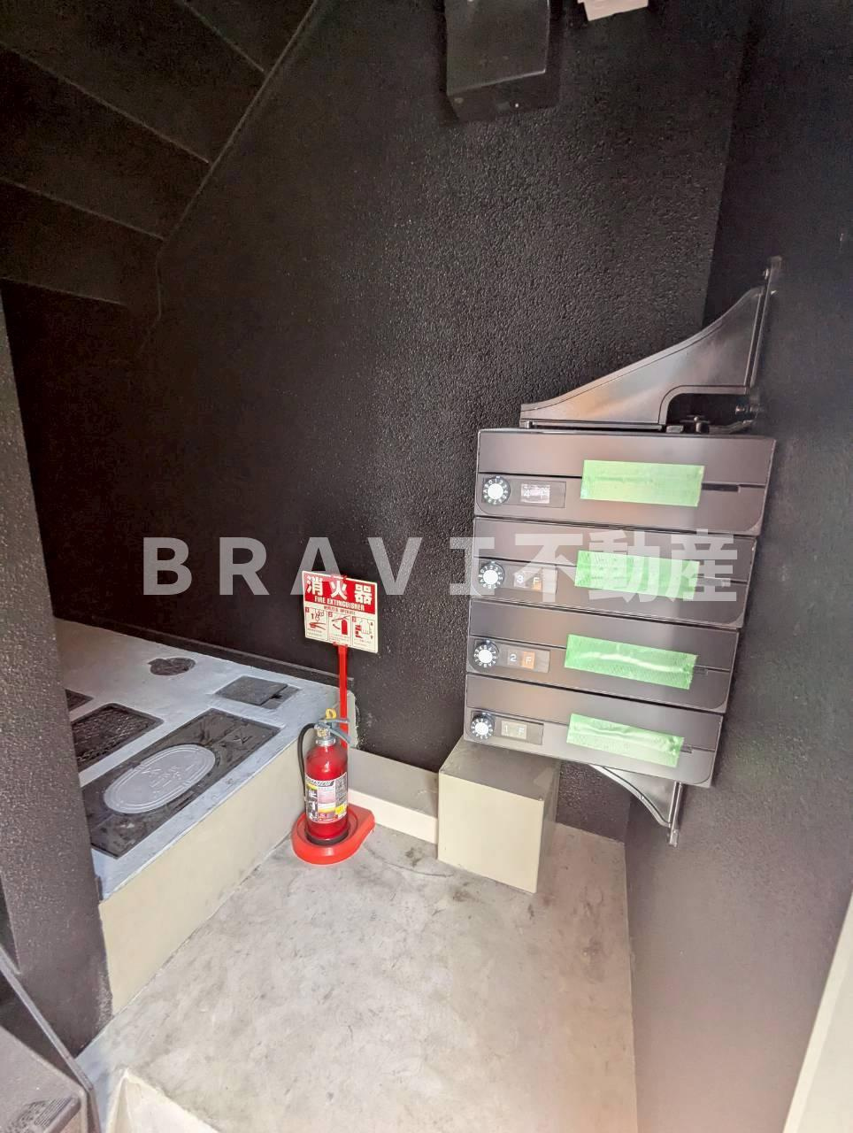 RHYTHM真田山 BRAVI不動産のロビー