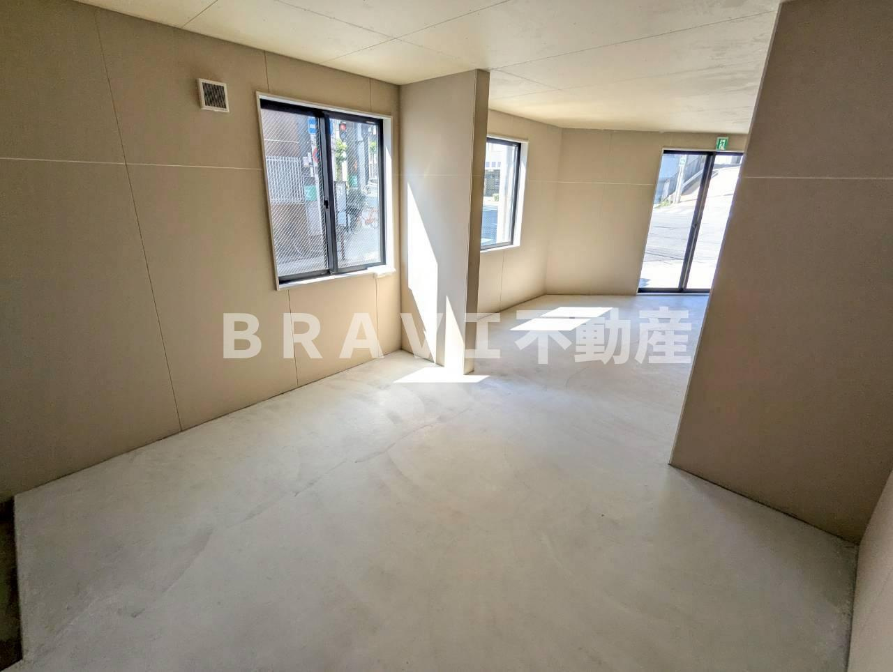 RHYTHM真田山 BRAVI不動産の内装