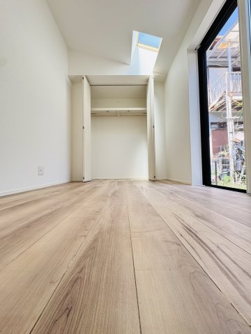 SEA & SPACE｜湘南片瀬に、開放感を贈る家の洋室