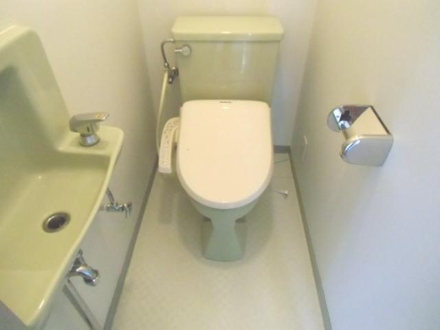 ネオ中ハイツのトイレ|シンプルで使いやすいトイレです