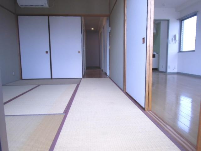 ネオ中ハイツの和室|来客時にも便利な和室付き