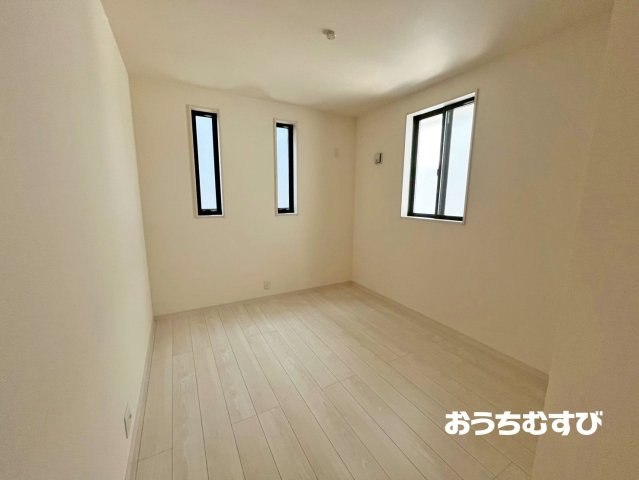 尾張旭市平子町北(全11棟)の洋室