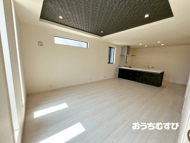 尾張旭市平子町北(全11棟)の居間・リビング