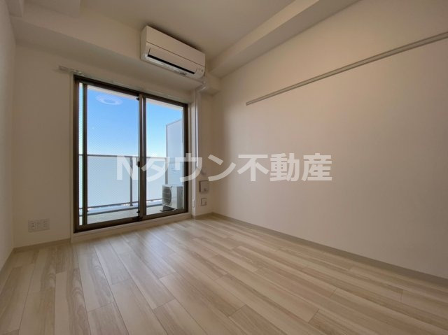 【居間・リビング】 | エステムコート名古屋平安通クチュール | リビングです