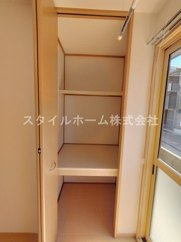 サンハイム一色　Aの収納